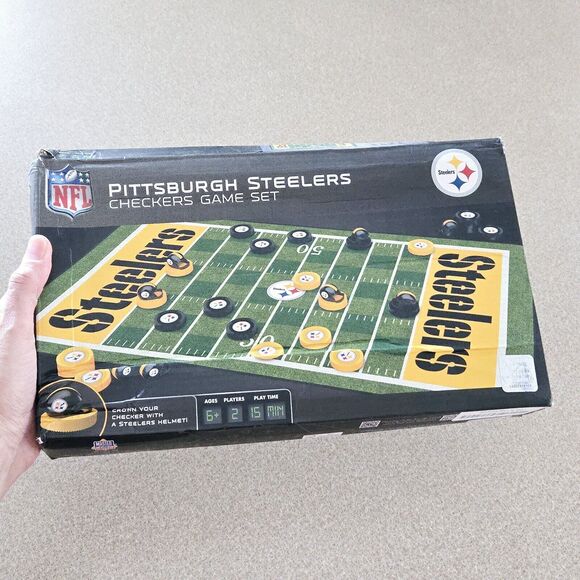 NFL Pittsburgh Steelers Checkers Board Game Set Open Box Complete New Tailgating - Picture 11 of 11